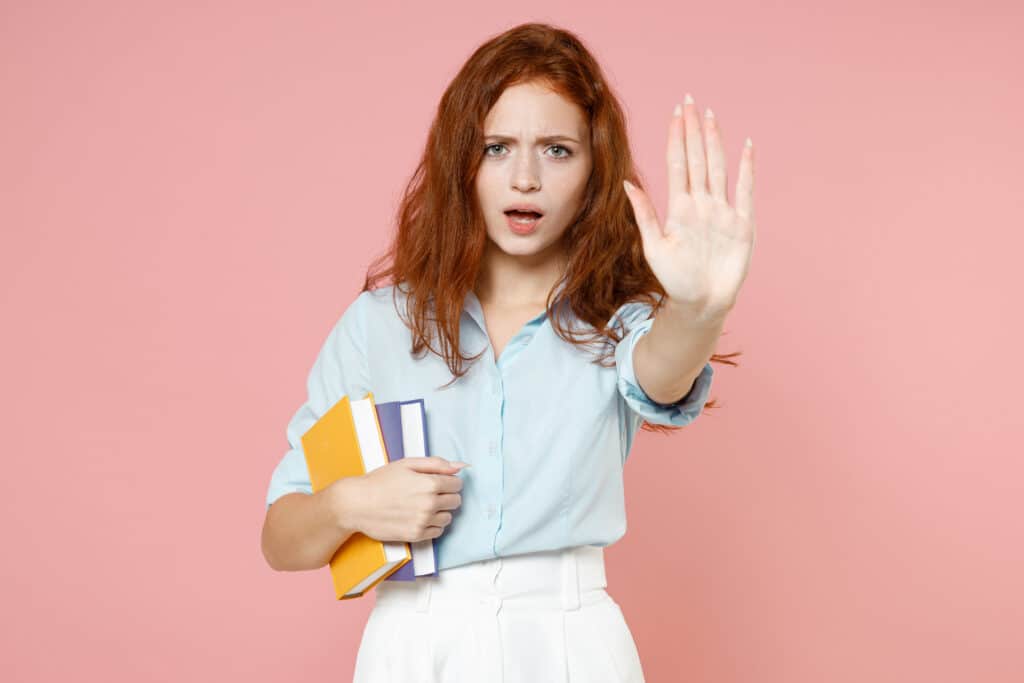 Comment arrêter ses études sans rembourser la bourse crous ?